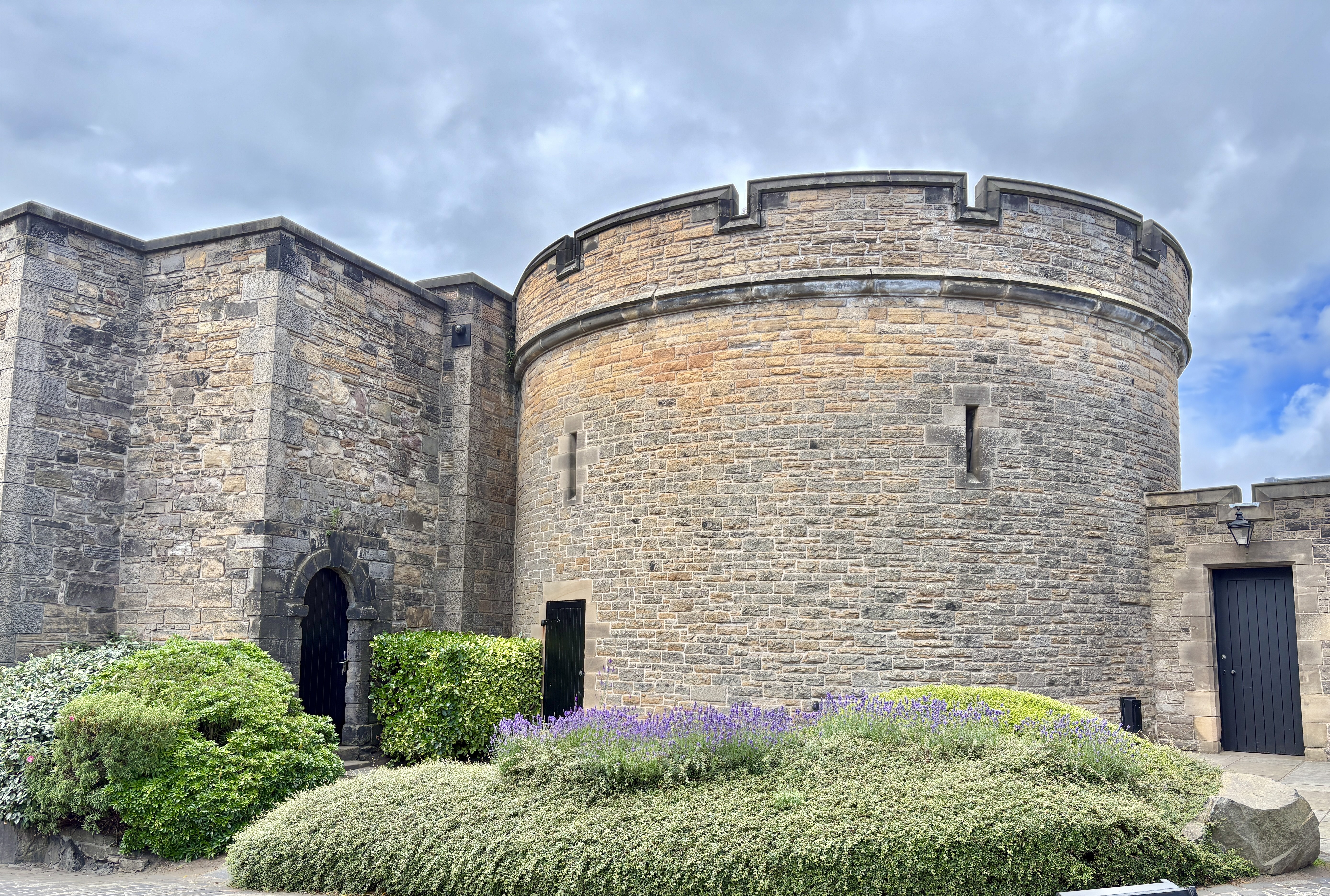 Edinburgh_Day_2/Part_of_Castle.JPG