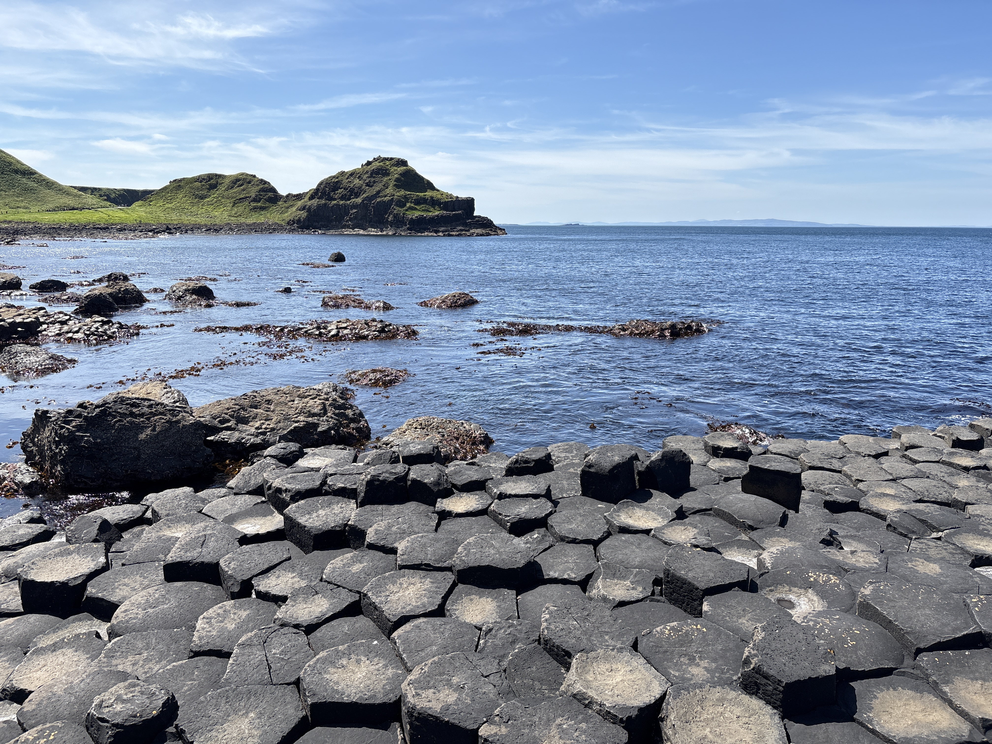Northern_Ireland/Giants_Causeway_Shore.JPG