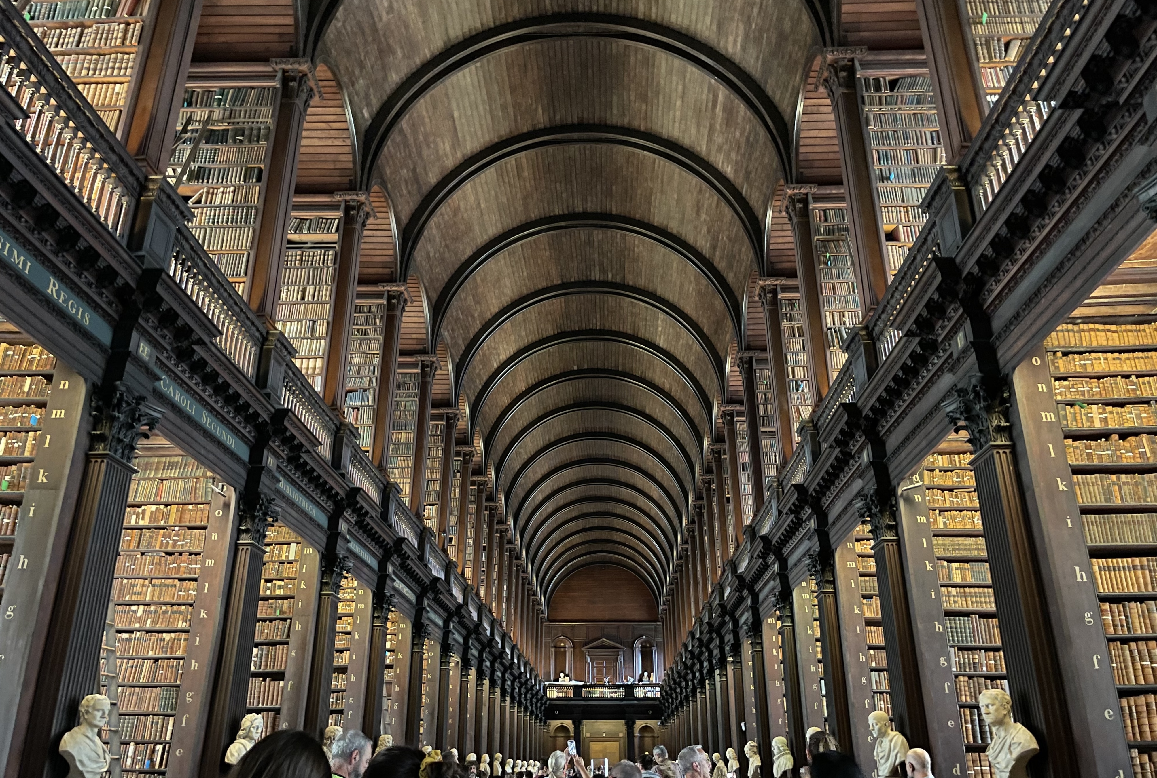 Pray_Read_Guinness/Long_Room.jpg
